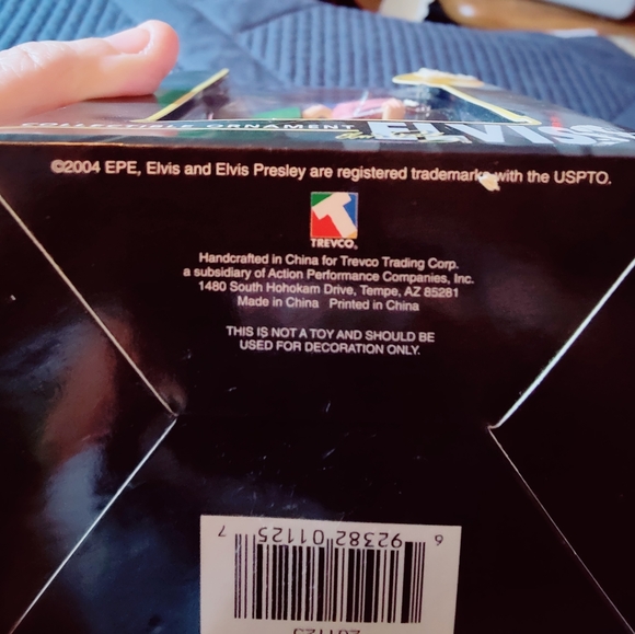 Elvis Collectable Ornament - Picture 4 of 4